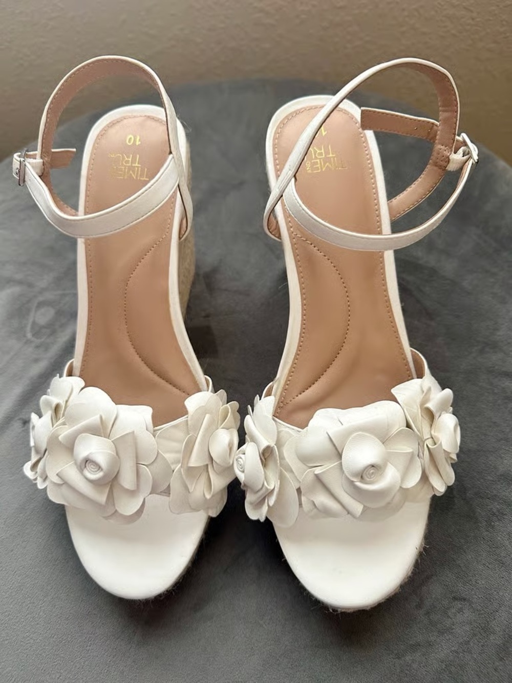 Time and Tru White Floral Wedge Sandals